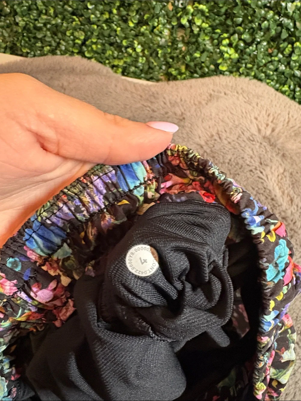lululemon athletica Women's Black Floral Hotty Hot Shorts Size 4